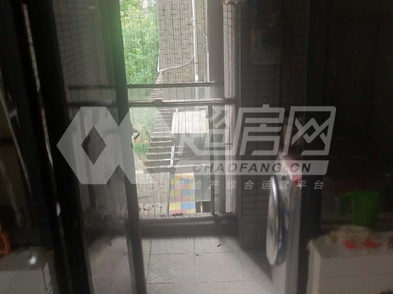新境界二手房卧室