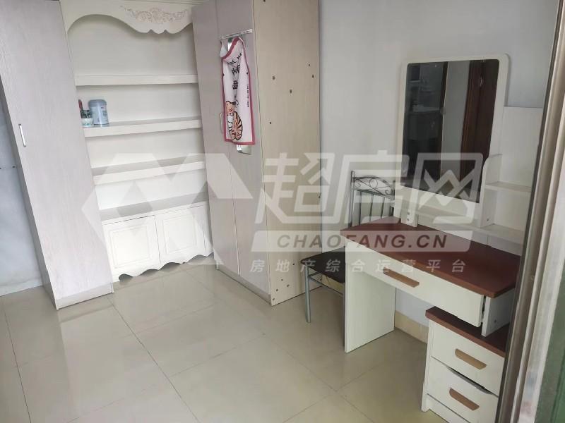 星豪湾二手房客厅