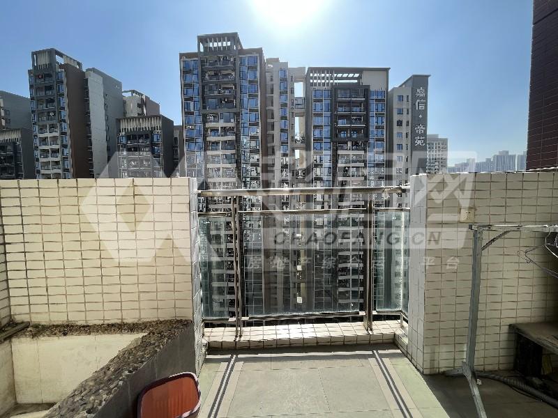 嘉信城市花园三期二手房阳台