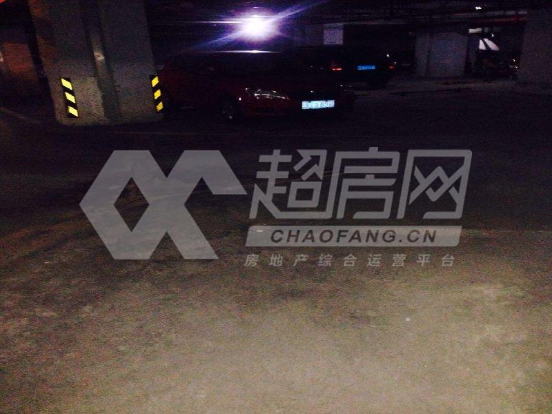 凤岭名都二手房卧室