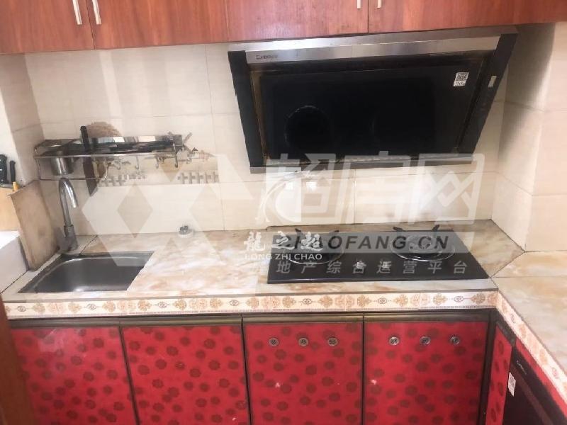 锦鸿楼二手房厨房及卫生间