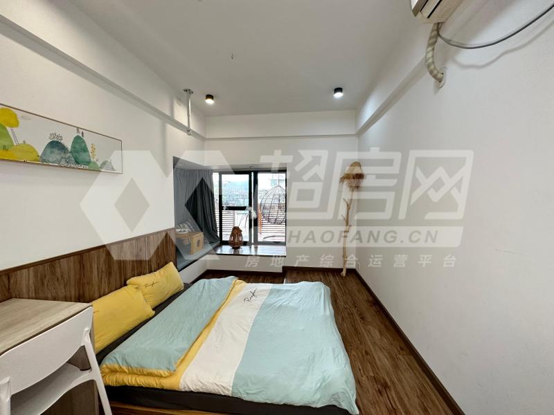 雅居乐花园（大良）二手房卧室
