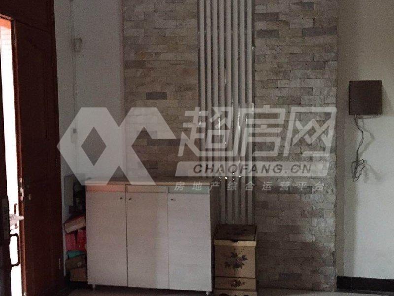 桂畔怡景湾二手房卧室