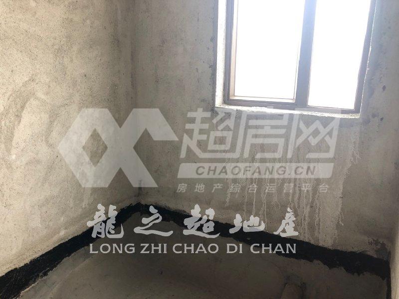 凯盛华府二手房厨房及卫生间