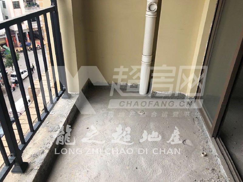 凯盛华府二手房阳台