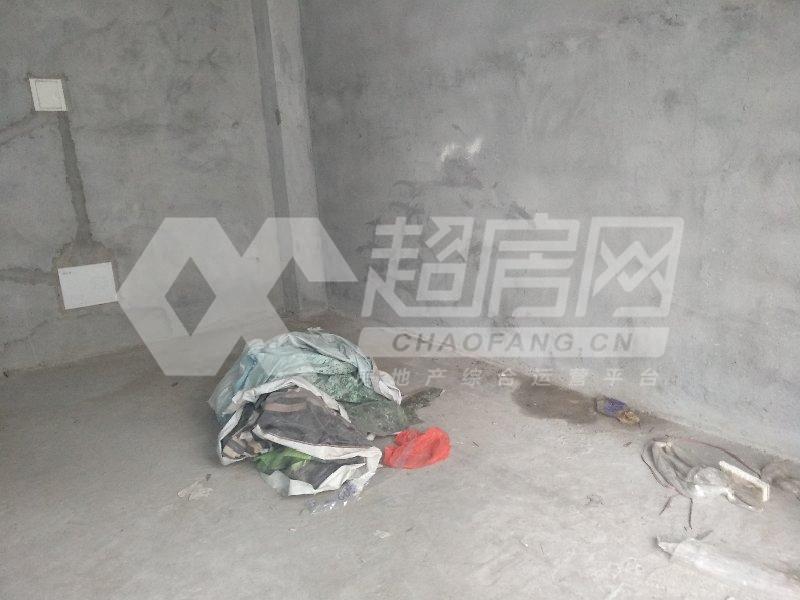 保利悦公馆二手房客厅