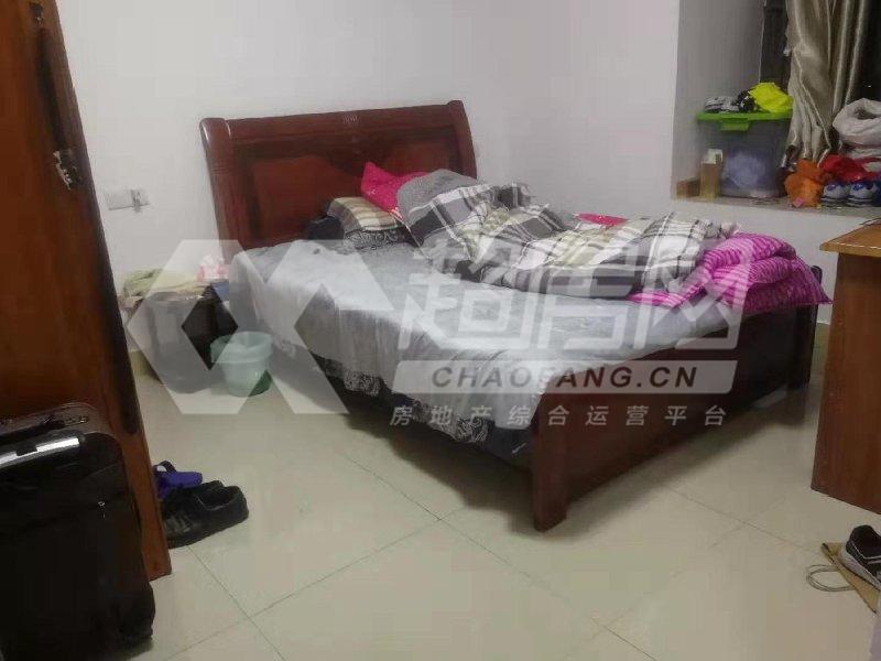 金湾豪庭二手房卧室