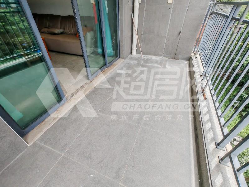 尚苑二手房阳台