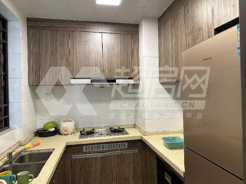 碧桂园听涛苑出租房厨房及卫生间