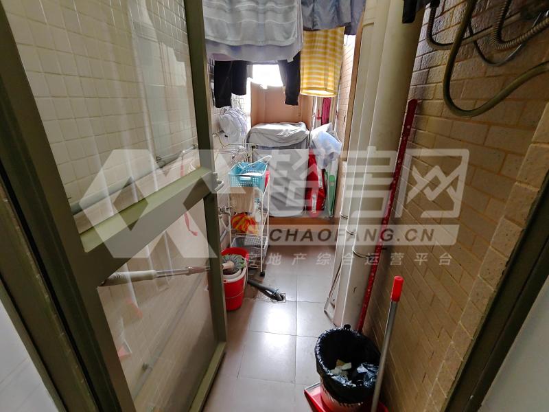 康格斯花园二手房阳台