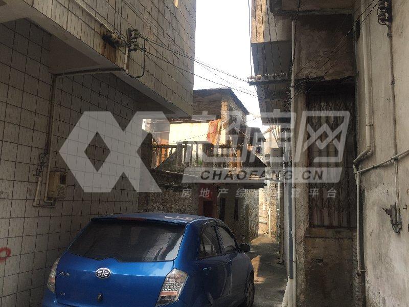 黄连居委会二手房卧室