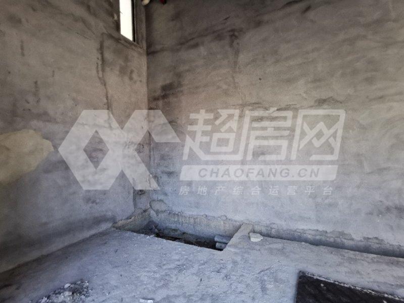 保利悦公馆二手房厨房及卫生间