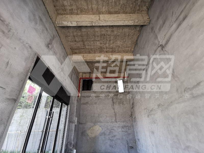 保利悦公馆二手房客厅