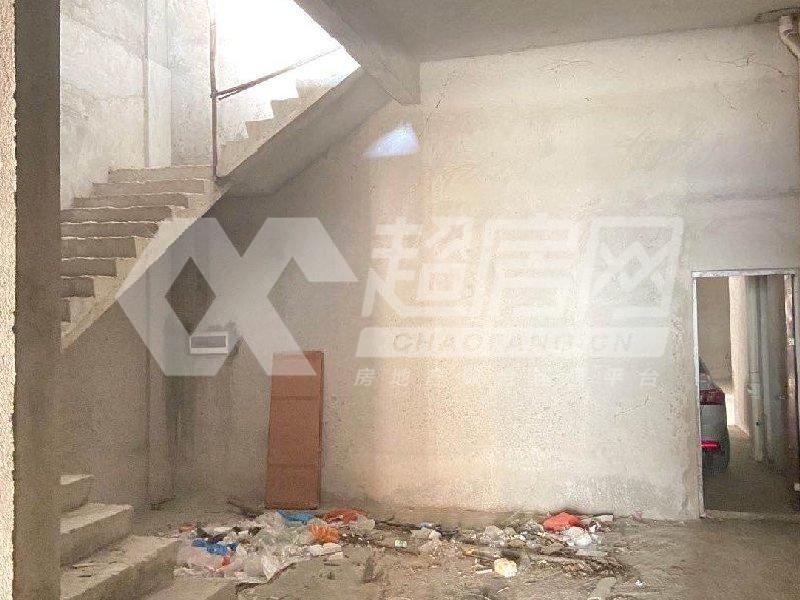 骏景旭日豪轩二手房客厅
