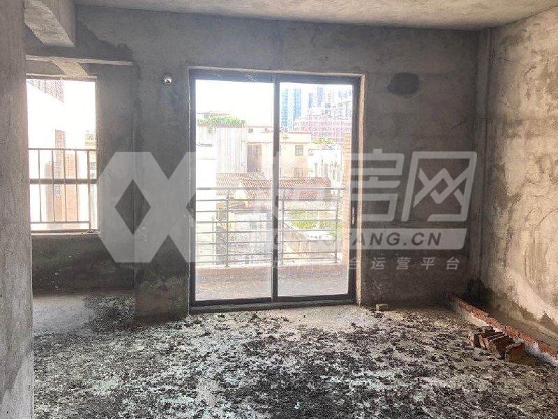 骏景旭日豪轩二手房卧室