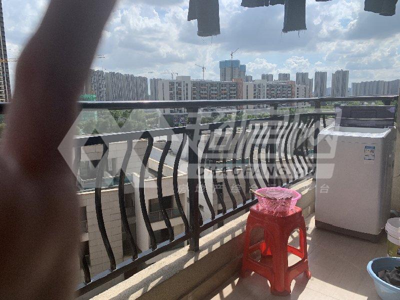碧桂园听涛苑二手房阳台