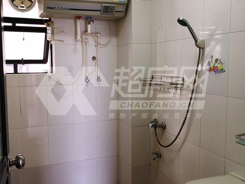 西山上筑二手房厨房及卫生间
