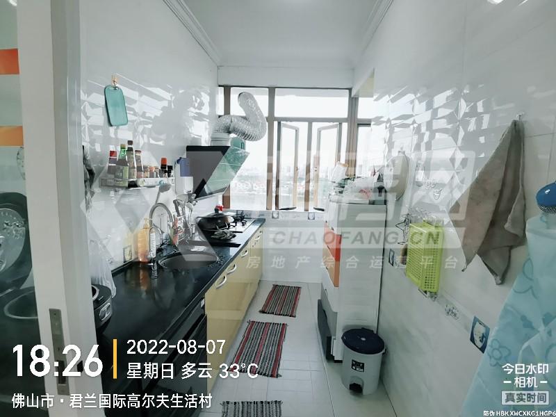 君兰名邸二手房厨房及卫生间