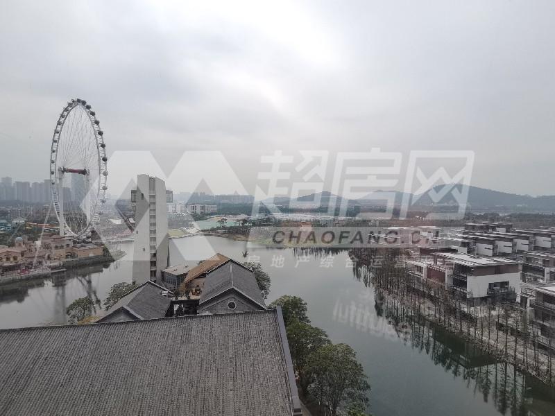 华侨城欢乐海岸广场二手房卧室