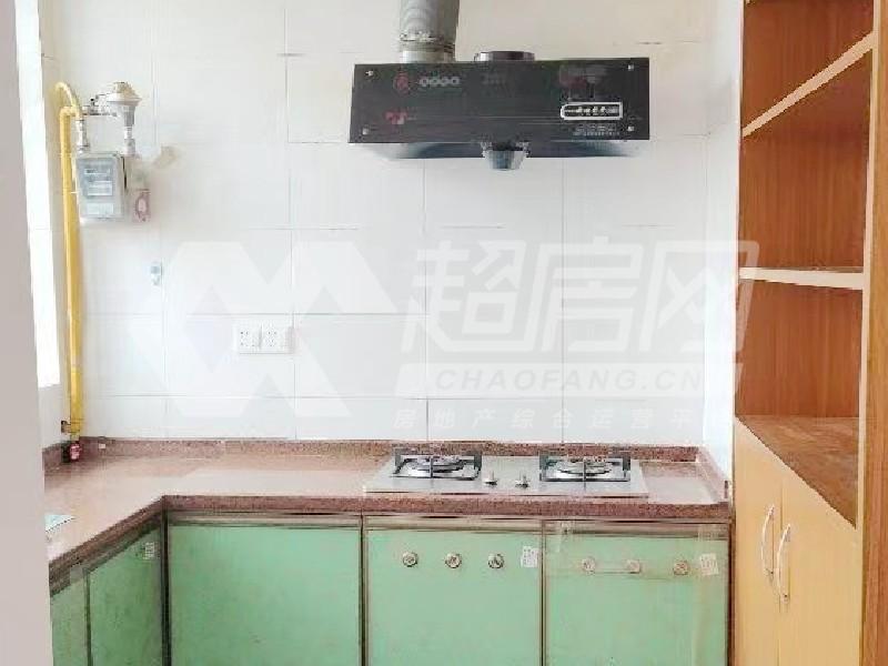 南湖花园二手房厨房及卫生间