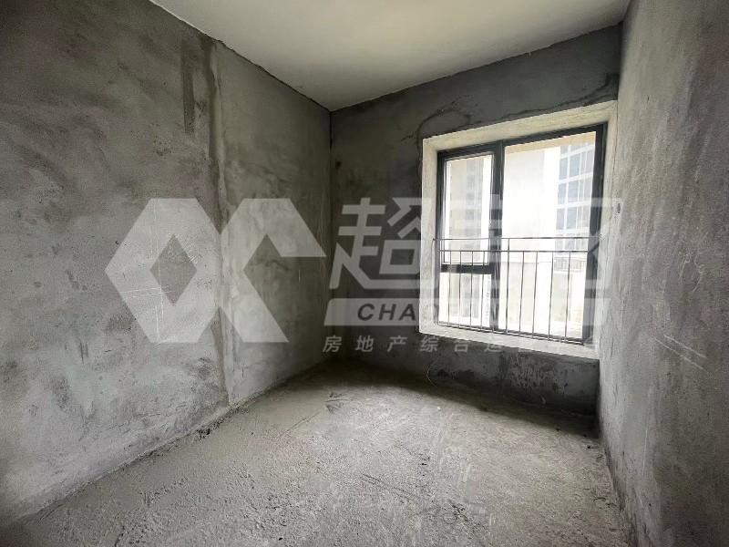 嘉信绿景花园二手房卧室