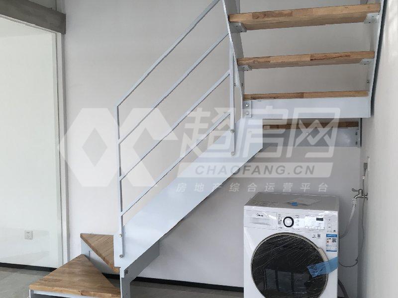 海珀名轩二手房卧室