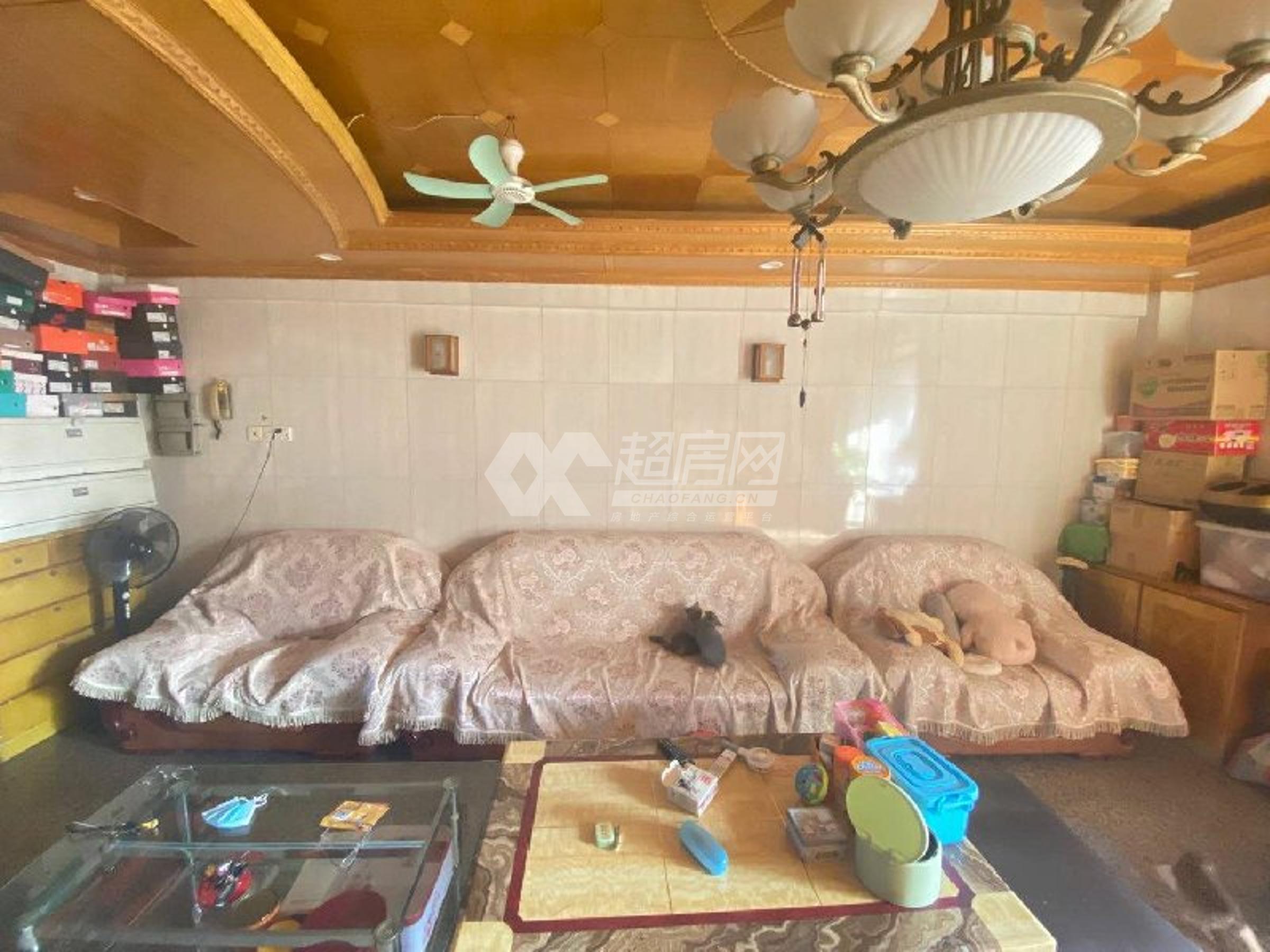 卫红居委会二手房