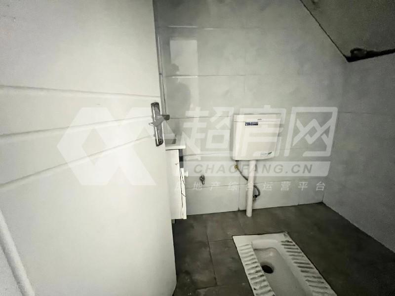 水悦城邦二手房厨房及卫生间