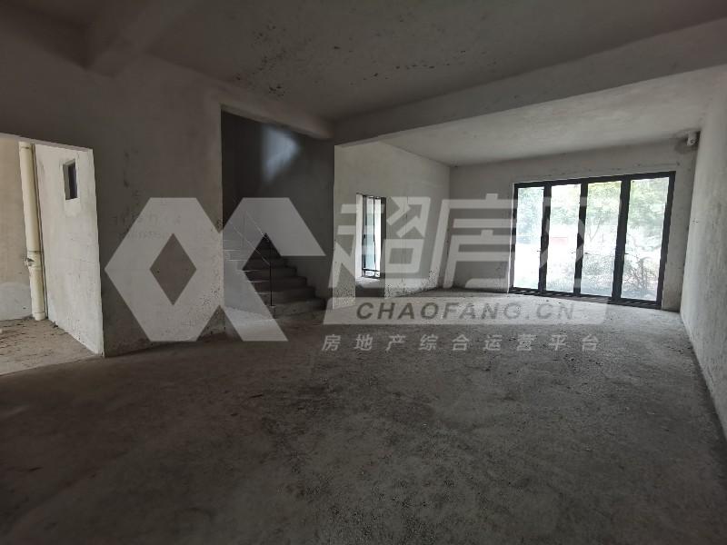 东逸湾（别墅）二手房客厅