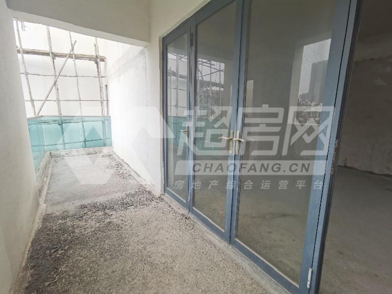 东逸湾（别墅）二手房露台
