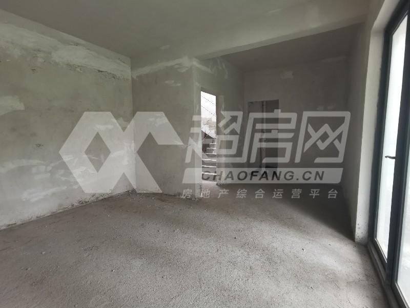 东逸湾（别墅）二手房卧室