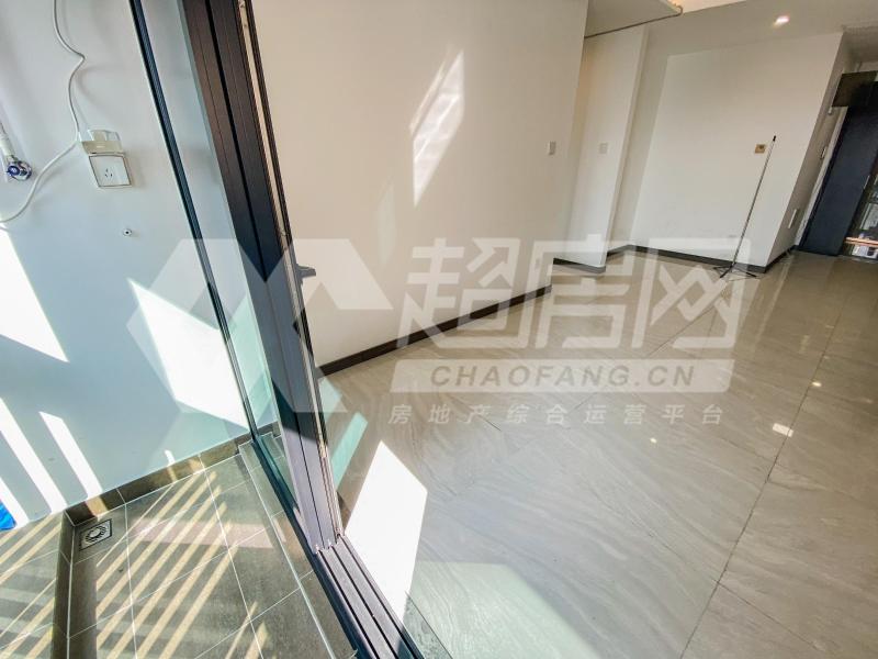 金域滨江（二期）二手房阳台