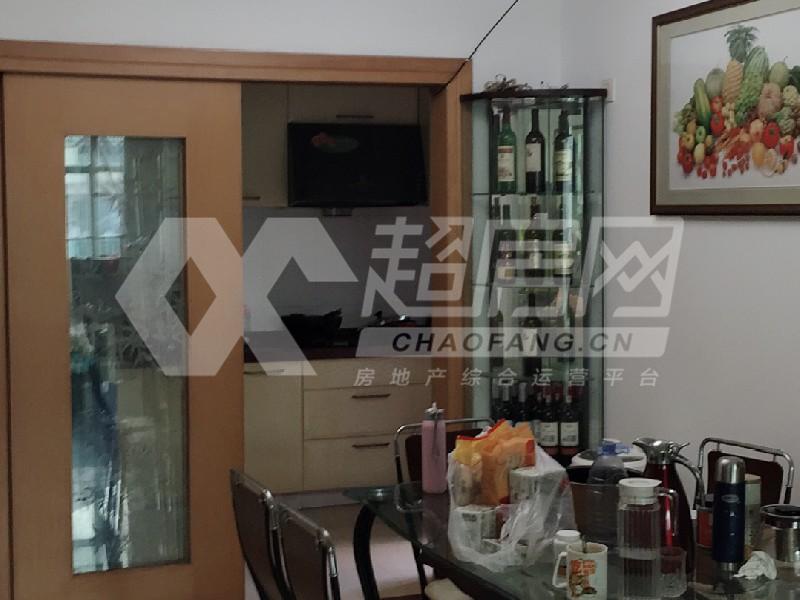 德涛居二手房卧室