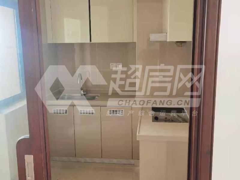 颐安灏景湾二手房厨房及卫生间