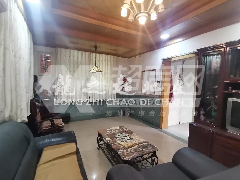 康怡小区二手房客厅