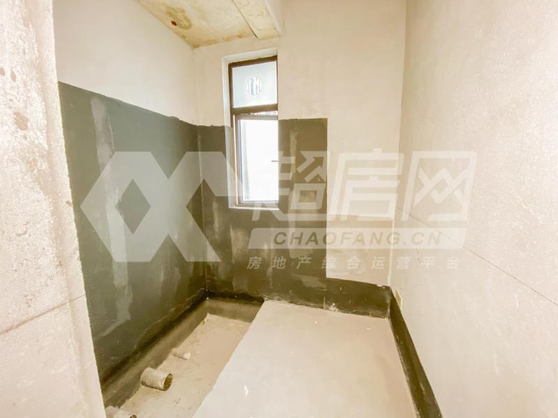 龙湖春江名城二手房厨房及卫生间
