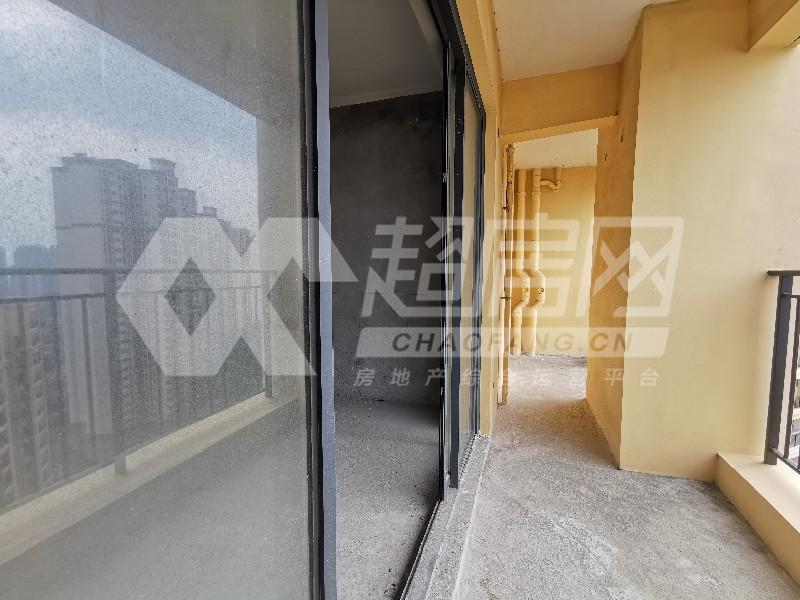 金域天下二手房阳台