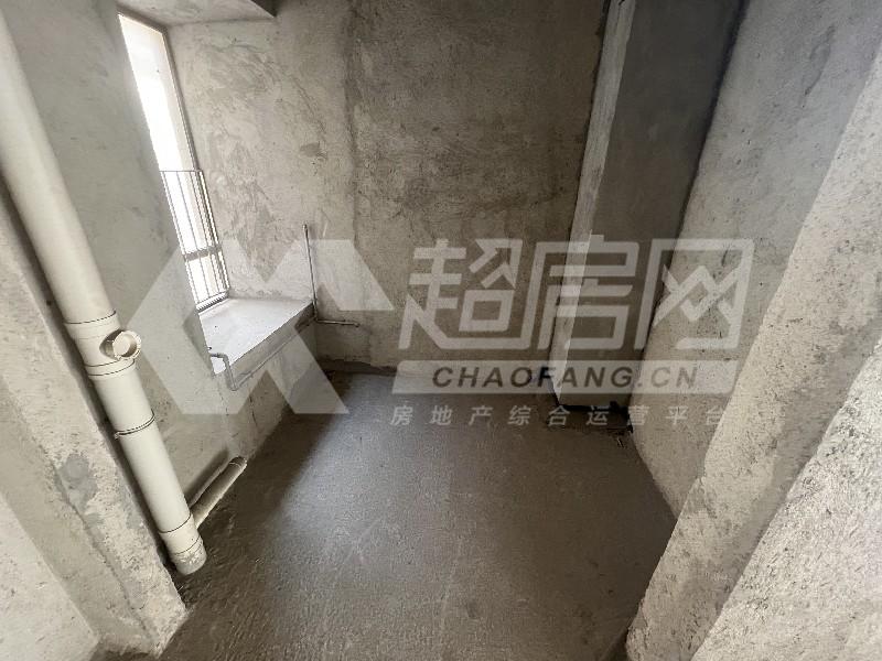柏涛湾二手房厨房及卫生间