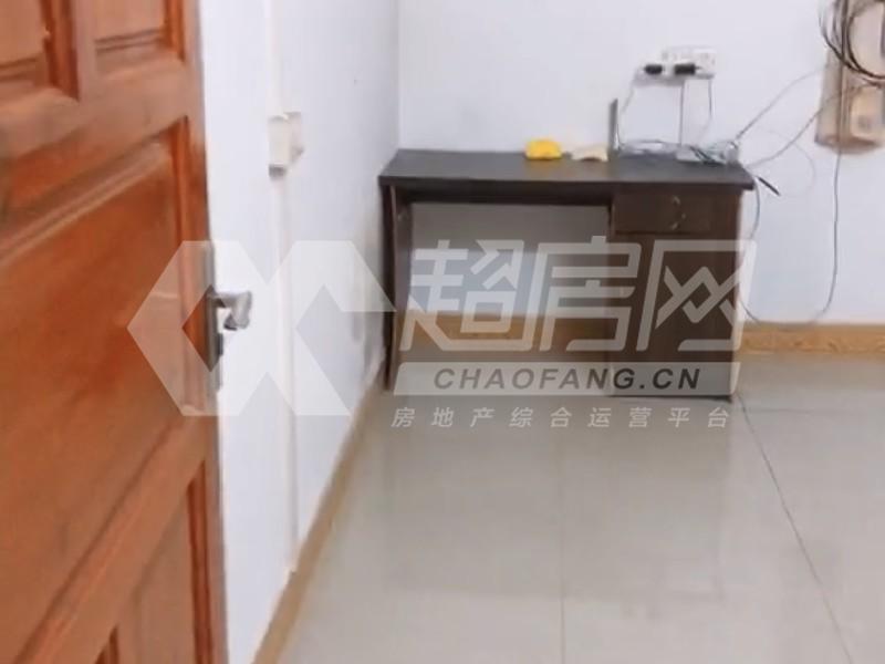 逢沙村委会出租房厨房及卫生间