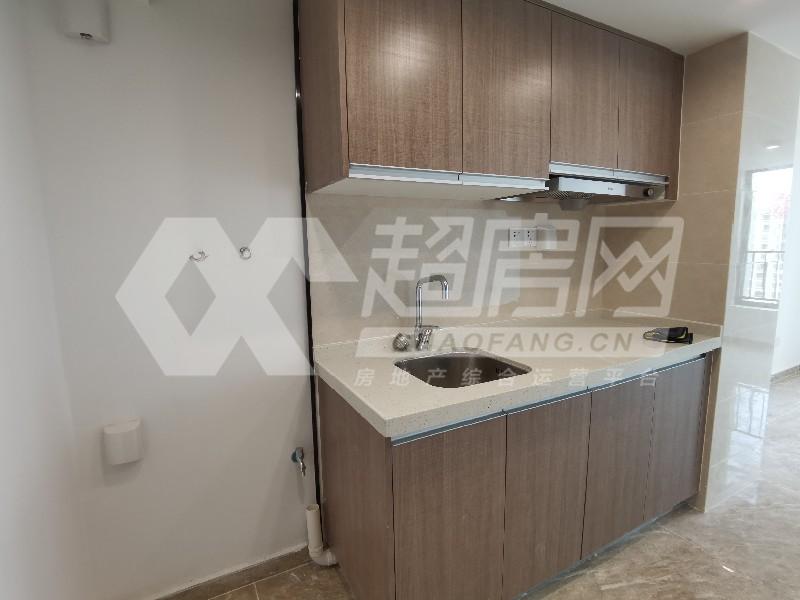 云谷广场（商住楼）出租房厨房及卫生间
