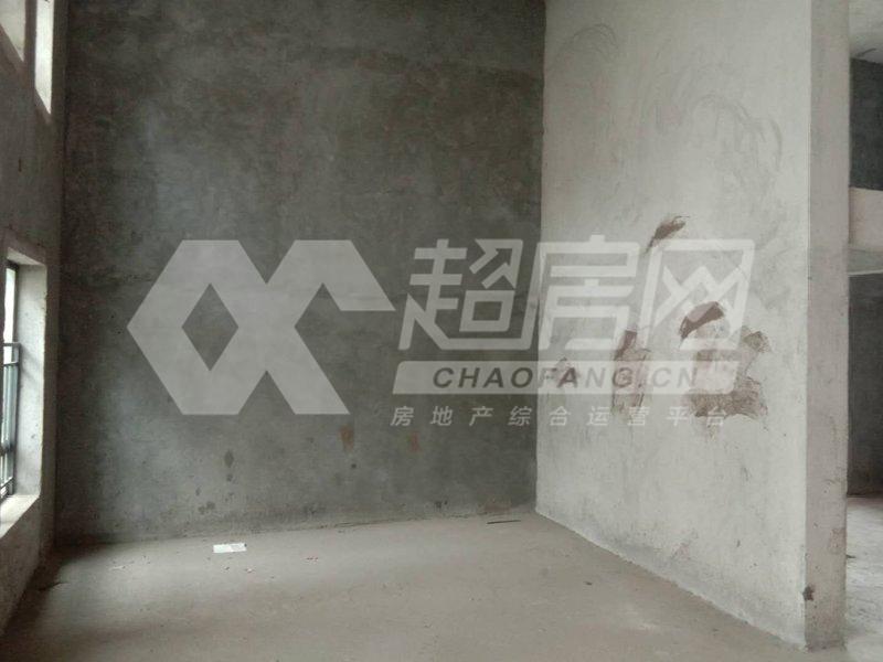 华美达广场二手房客厅