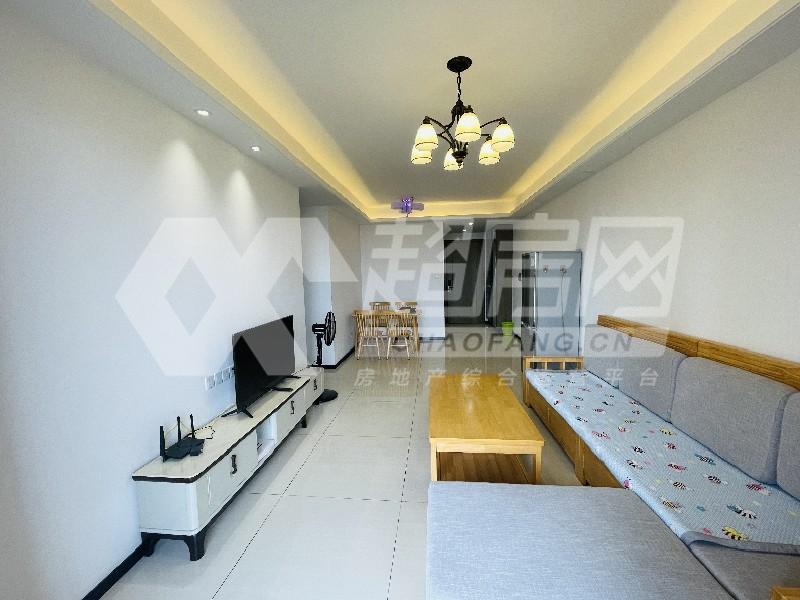 龙光玖龙府二手房客厅