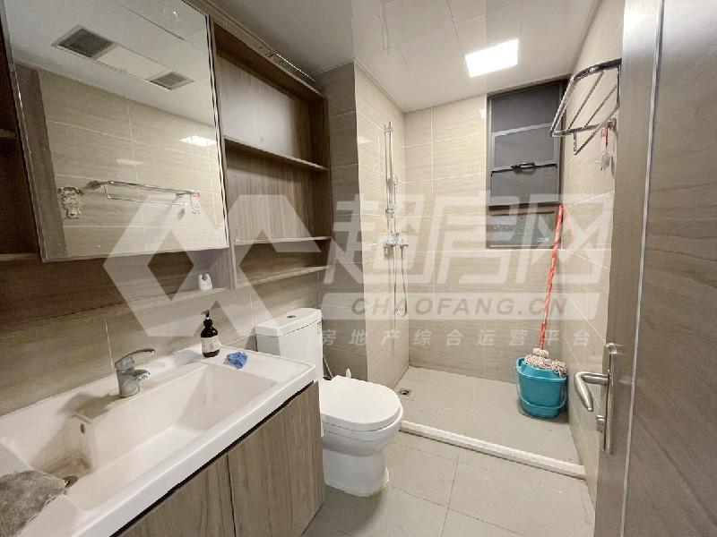 碧桂园美的·水木菁华二手房厨房及卫生间