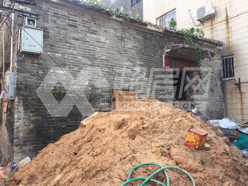 旧寨二手房卧室