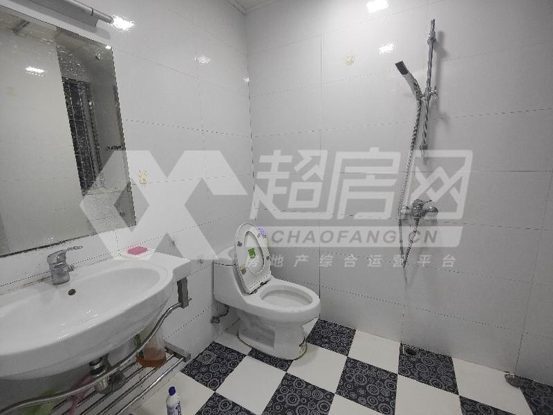 西山上筑出租房厨房及卫生间