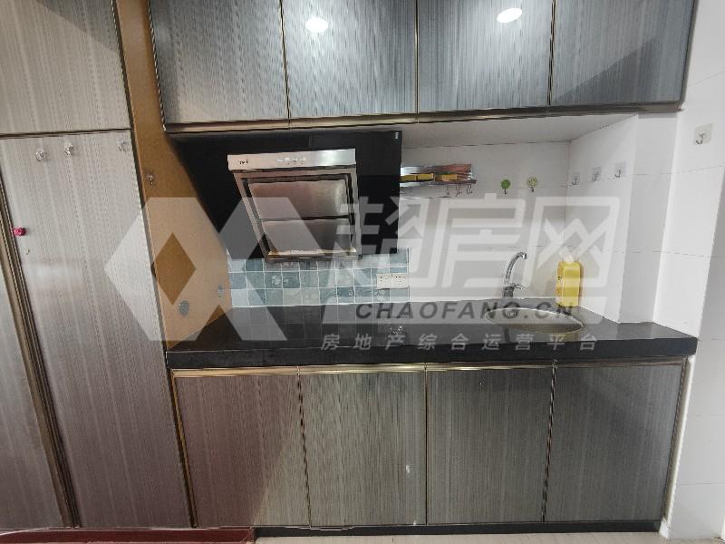 西山上筑出租房厨房及卫生间