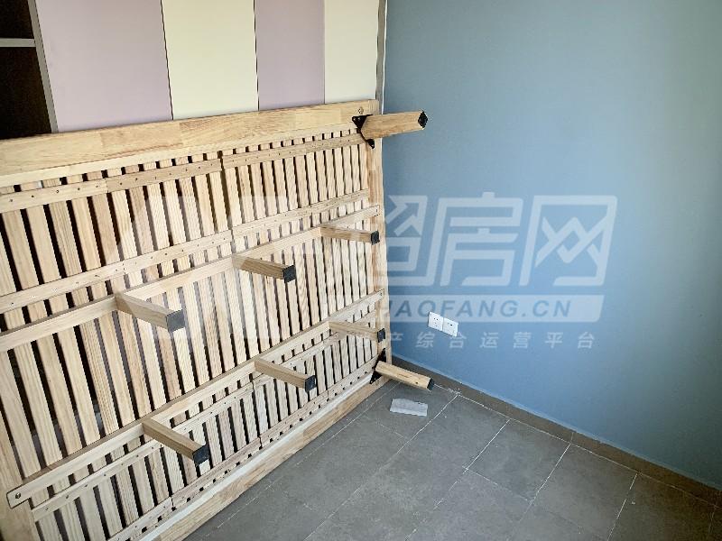 保利悦公馆二手房卧室