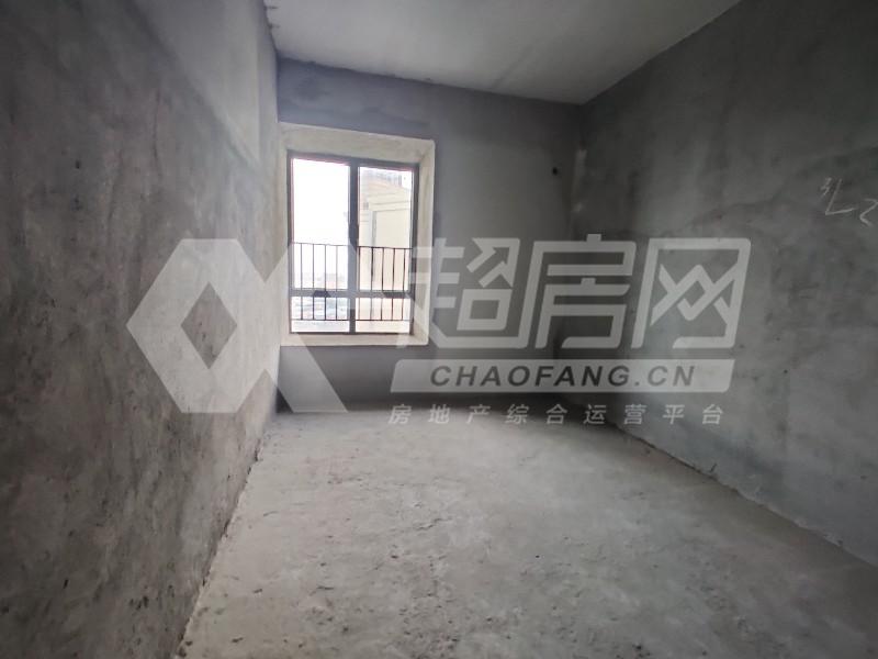 保利外滩一号二手房卧室