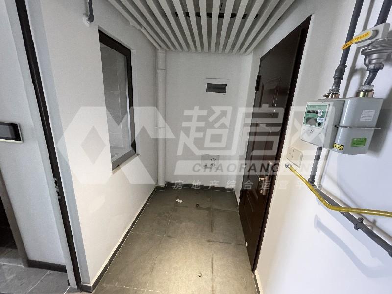 万科金域学府二手房厨房及卫生间
