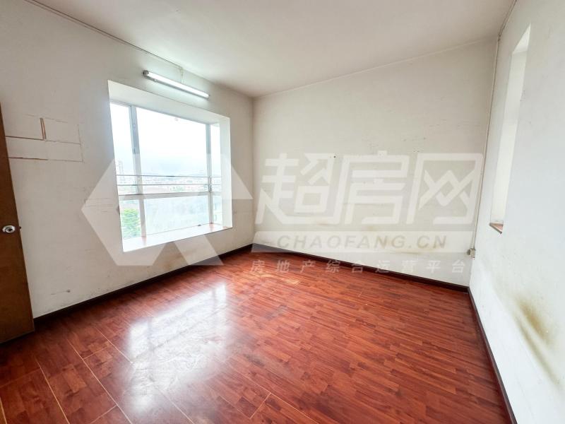海琴湾二手房卧室